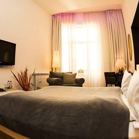 Ivana Hotel Oradea Exterior photo