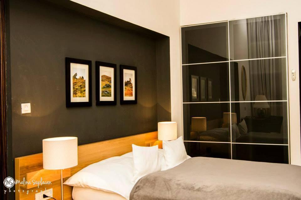 Ivana Hotel Oradea Exterior photo